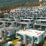 Heaven Apartment Drimades Olea Residence